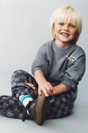 Alternative view of Damalı Pantolonlu Eşofman Takım