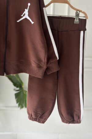 Alternative view of Kapüşonlu Hırkalı Unisex Takım Acı Kahve (2-13 yaş)