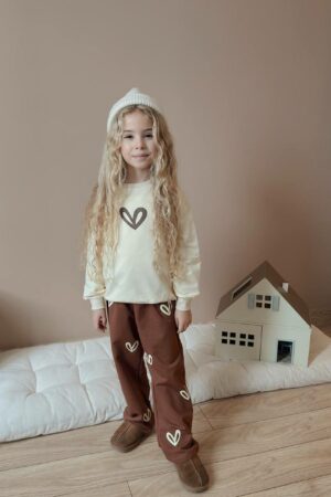 Kalp Detaylı Kız Çocuk Takım (Bej)