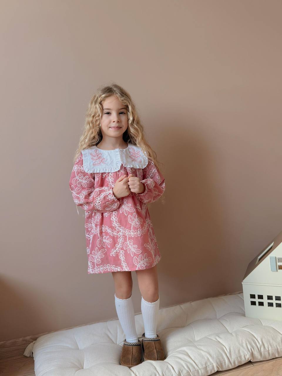 Yaka Nakışlı Brode Kız Çocuk Elbise - Görsel 2