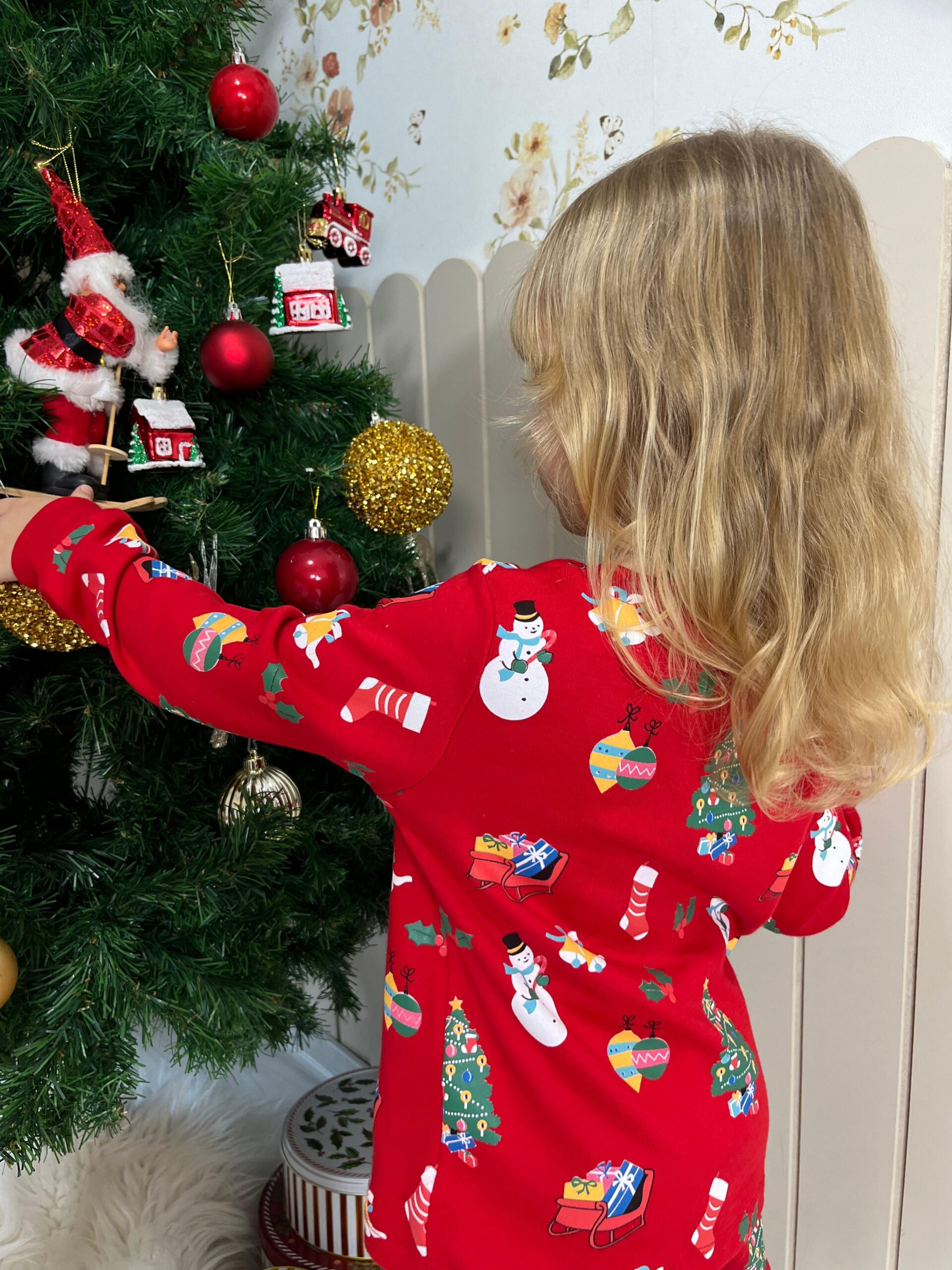 Unisex Yeni Yıl Pijama Takımı (Kırmızı) - Görsel 3