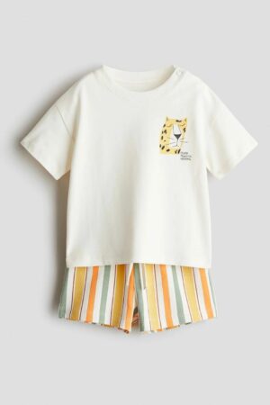 Alternative view of Tiger Çizgili Şortlu Takım