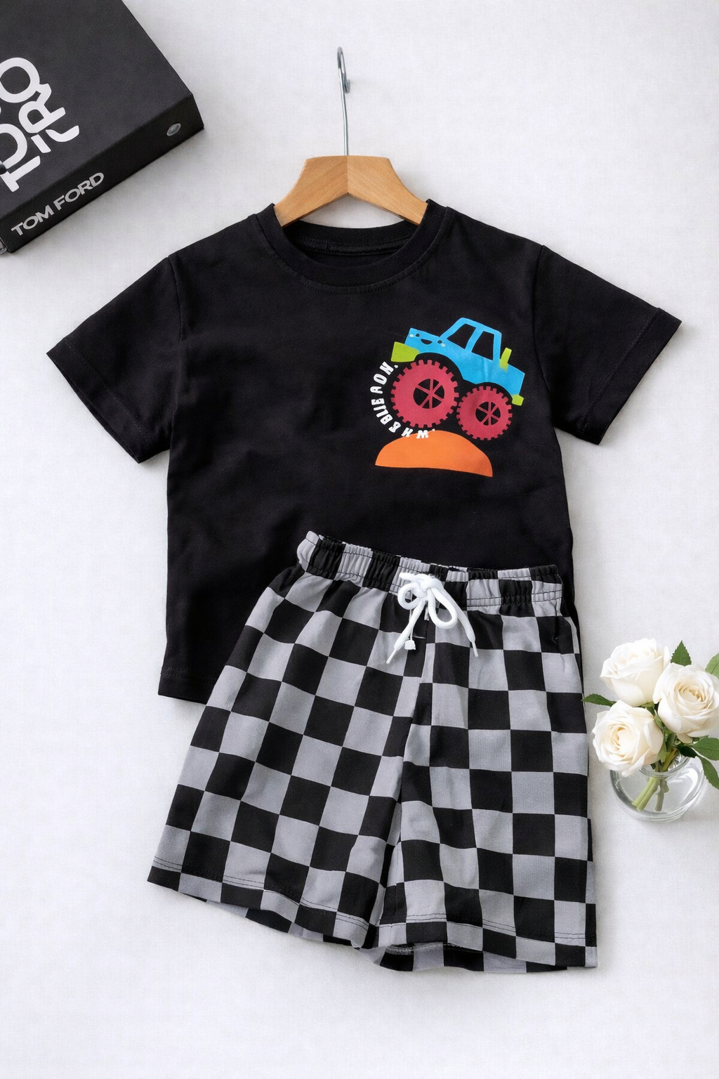 Damalı Şortlu Takım - Görsel 3