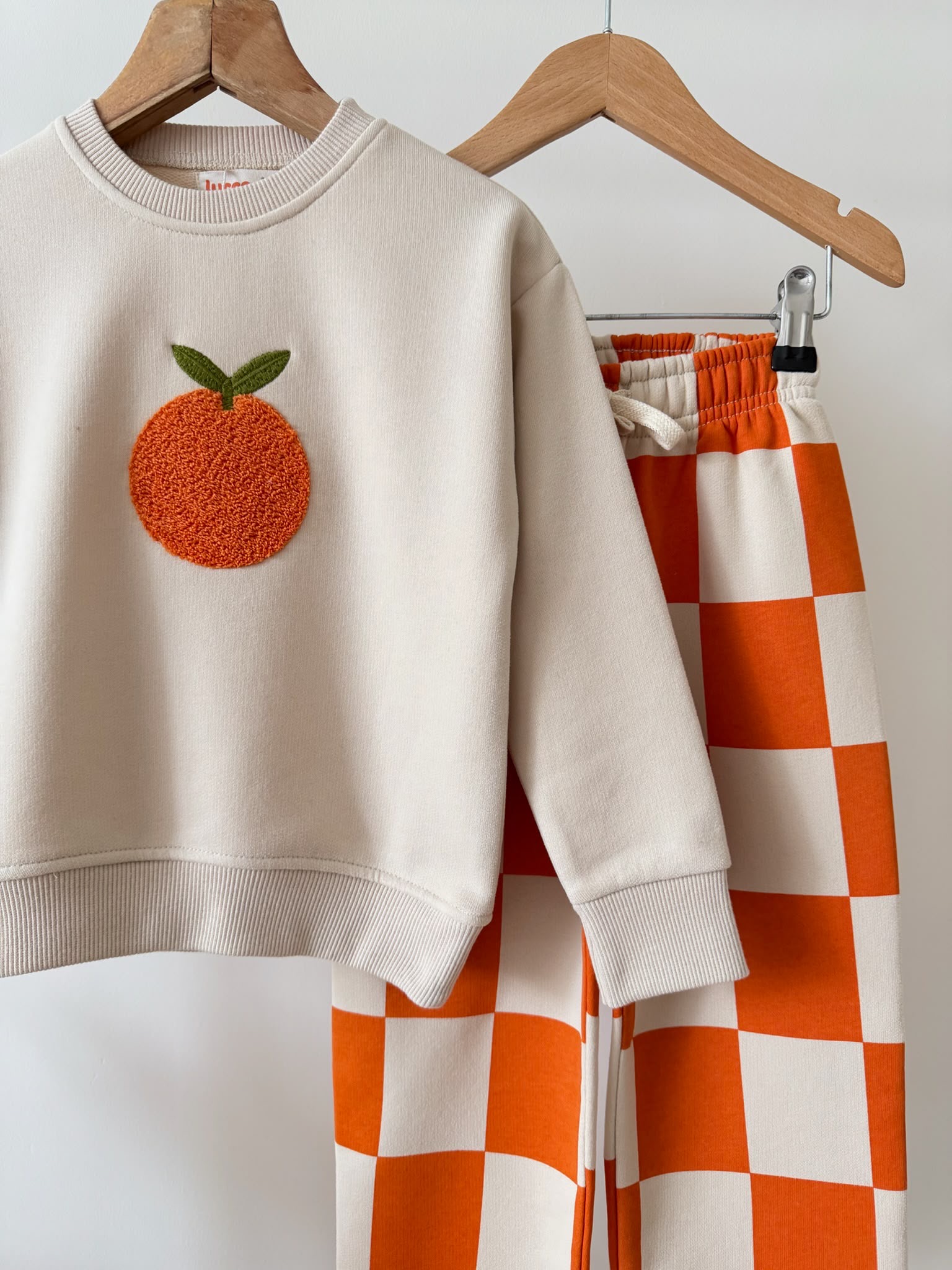 Orange Damalı Pantolonlu Takım - Görsel 3